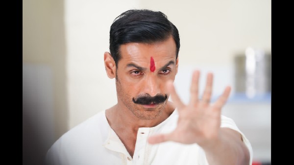 सत्यमेव जयते 2 की बॉक्स ऑफिस पर असफल कमाई सत्यमेव जयते 2 की बॉक्स ऑफिस पर असफल कमाई