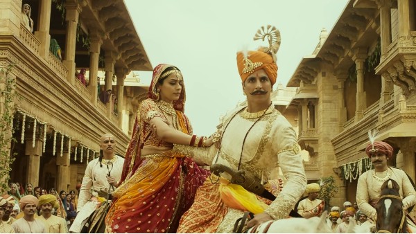 पृथ्वीराज की 300 करोड़ से अधिक की कमाई पृथ्वीराज की 300 करोड़ से अधिक की कमाई