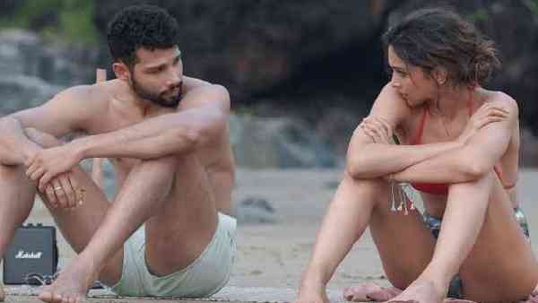 गहराइयां के लव मेकिंग सीन गहराइयां के लव मेकिंग सीन