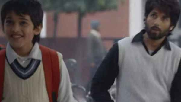 जर्सी देखते ही पहला रिएक्शन जर्सी देखते ही पहला रिएक्शन