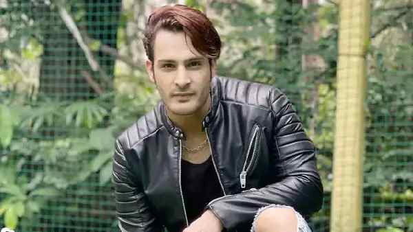 उमर रियाज़ उमर रियाज़