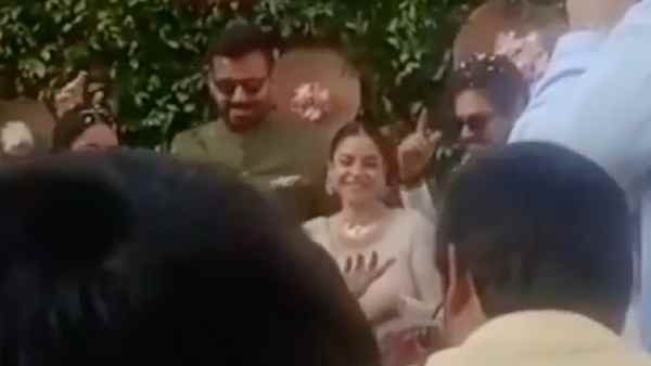बारात में डांस बारात में डांस