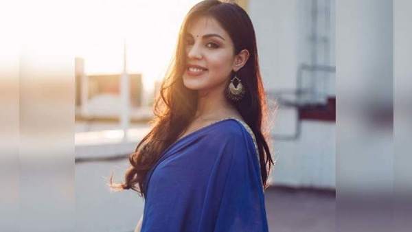 बेहद मज़बूत महिला बेहद मज़बूत महिला