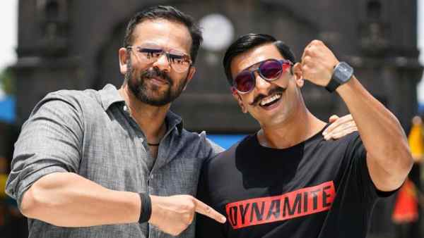 बस कुछ इंच दूर बस कुछ इंच दूर