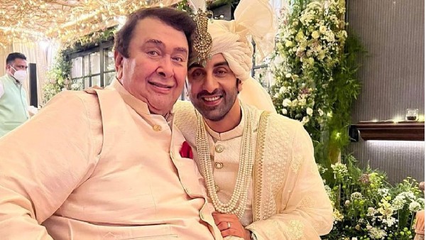 एक दूसरे के करीब आए एक दूसरे के करीब आए