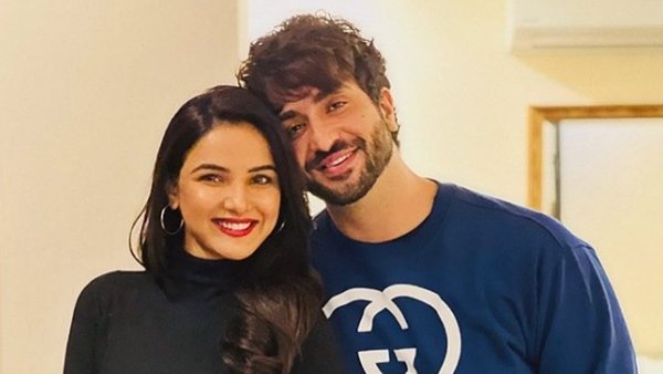 Jasmin Bhasin,Aly goni Jasmin Bhasin,Aly goni