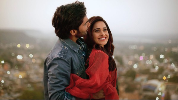 Q. फिल्म में कई शानदार कलाकारों की टोली है। सबसे साथ काम करने का कैसा अनुभव रहा? Q. फिल्म में कई शानदार कलाकारों की टोली है। सबसे साथ काम करने का कैसा अनुभव रहा?