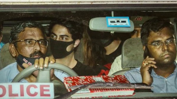 भारत के बाहर नहीं जा सके भारत के बाहर नहीं जा सके