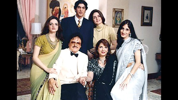 when-sanjay-khan-wife-zarine-revealed-that-he-cheated-on-her-when-she-was-pregnant when-sanjay-khan-wife-zarine-revealed-that-he-cheated-on-her-when-she-was-pregnant