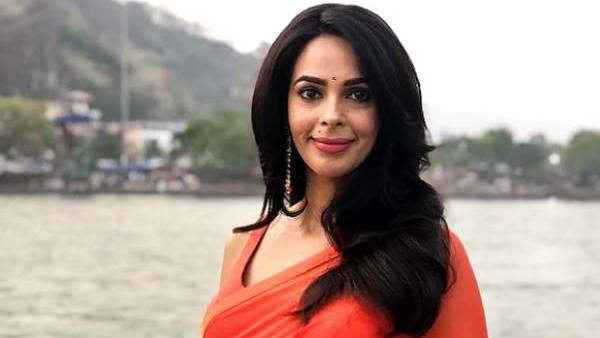 हीरो आपको रात के 3 बजे फोन करता है हीरो आपको रात के 3 बजे फोन करता है
