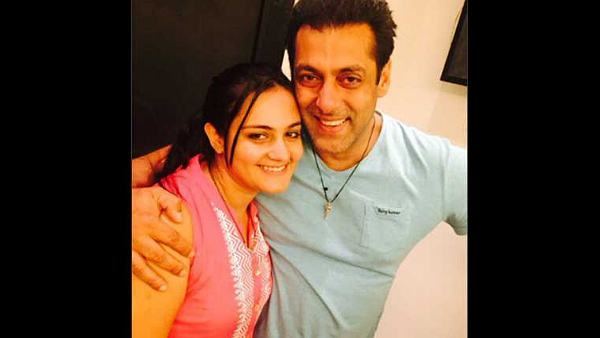 सलमान खान और श्वेता रोहिरा सलमान खान और श्वेता रोहिरा