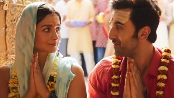 अयान मुखर्जी के बारे में दिया ये बयान अयान मुखर्जी के बारे में दिया ये बयान