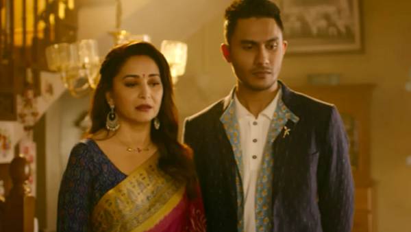 Q. 'मजा मा' की रिलीज को कितना एन्जॉय कर रहे हैं? Q. 'मजा मा' की रिलीज को कितना एन्जॉय कर रहे हैं?