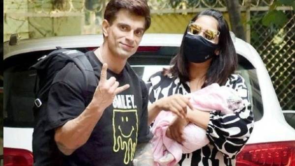 bipasha-basu-and-karan-singh-grover-comes-home-from-hospital-with-daughter-devi-pics-inside bipasha-basu-and-karan-singh-grover-comes-home-from-hospital-with-daughter-devi-pics-inside