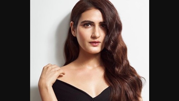 डॉक्टर की लिखी हुई दवा ही लेनी- फातिमा सना शेख डॉक्टर की लिखी हुई दवा ही लेनी- फातिमा सना शेख