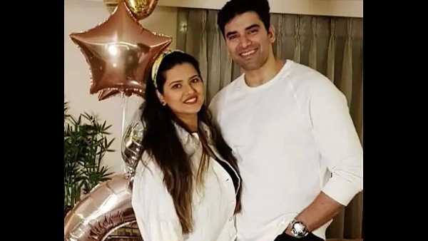 निकितिन धीर और कृतिका सेंगर : निकितिन धीर और कृतिका सेंगर :