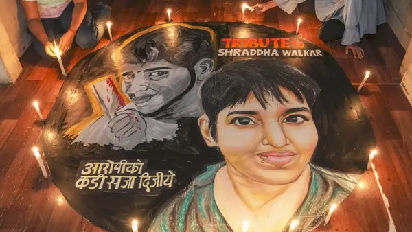 कौन हैं श्रद्धा वॉकर? कौन हैं श्रद्धा वॉकर?