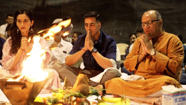 पृथ्वीराज के साथ डेब्यू पृथ्वीराज के साथ डेब्यू