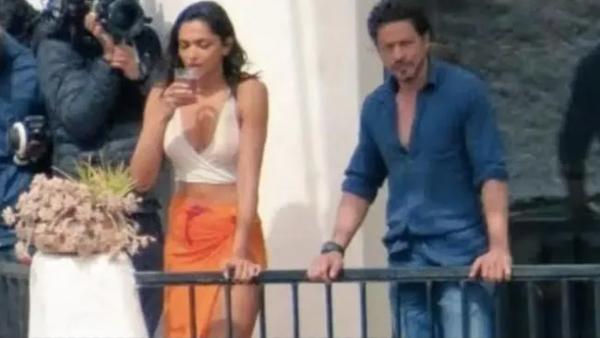 unseen-photo-of-shahrukh-khan-deepika-padukone-from-set-of-pathaan-gets-leaked-viral-on-social-media unseen-photo-of-shahrukh-khan-deepika-padukone-from-set-of-pathaan-gets-leaked-viral-on-social-media
