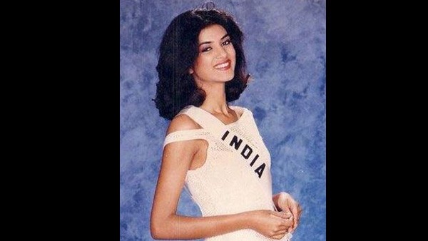 साल 1994 में सुष्मिता सेन ने मिस यूनिवर्स का खिताब जीता साल 1994 में सुष्मिता सेन ने मिस यूनिवर्स का खिताब जीता