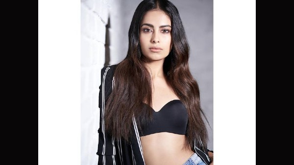 बेहद हॅाट अविका गौर बेहद हॅाट अविका गौर