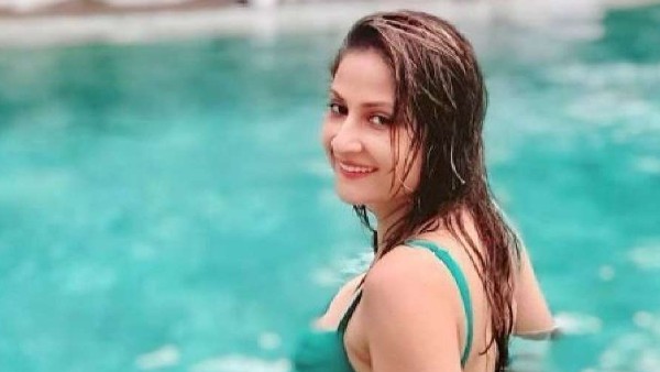 मां की बोल्ड फोटे से कोई परेशानी नहीं मां की बोल्ड फोटे से कोई परेशानी नहीं