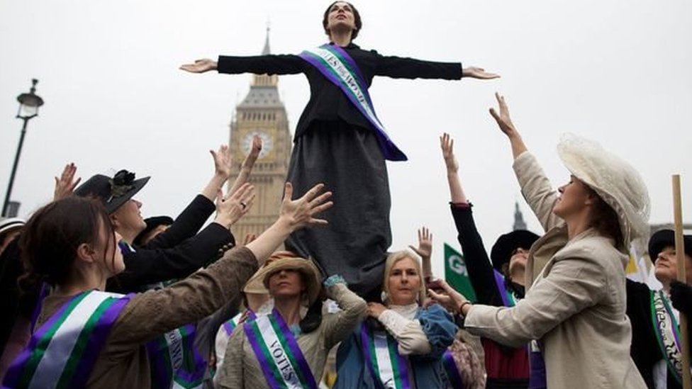 फ़ेमिनिस्ट प्रदर्शनकारी फ़ेमिनिस्ट प्रदर्शनकारी